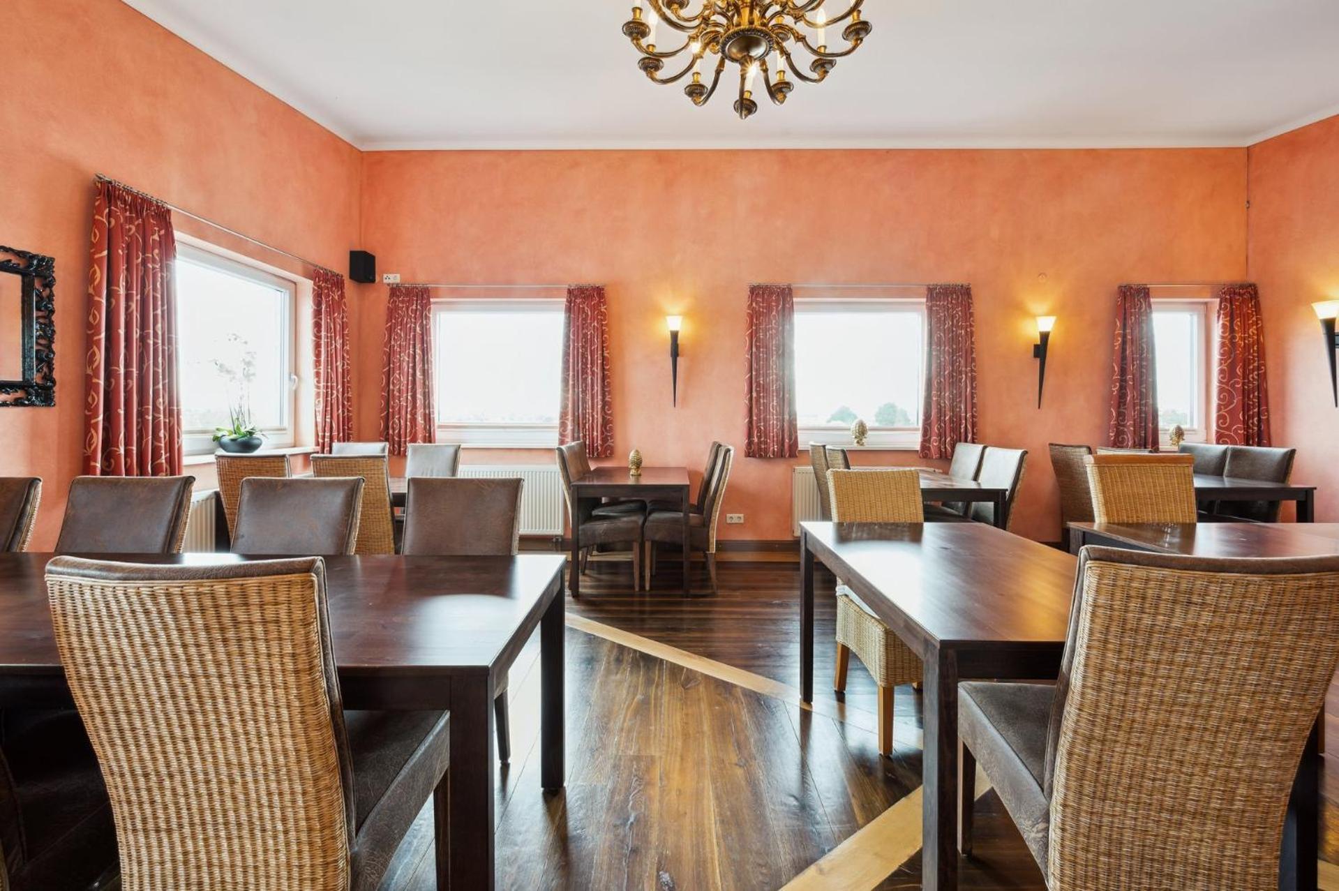 7O'Clock - Hotel Hannover Laatzen Zewnętrze zdjęcie