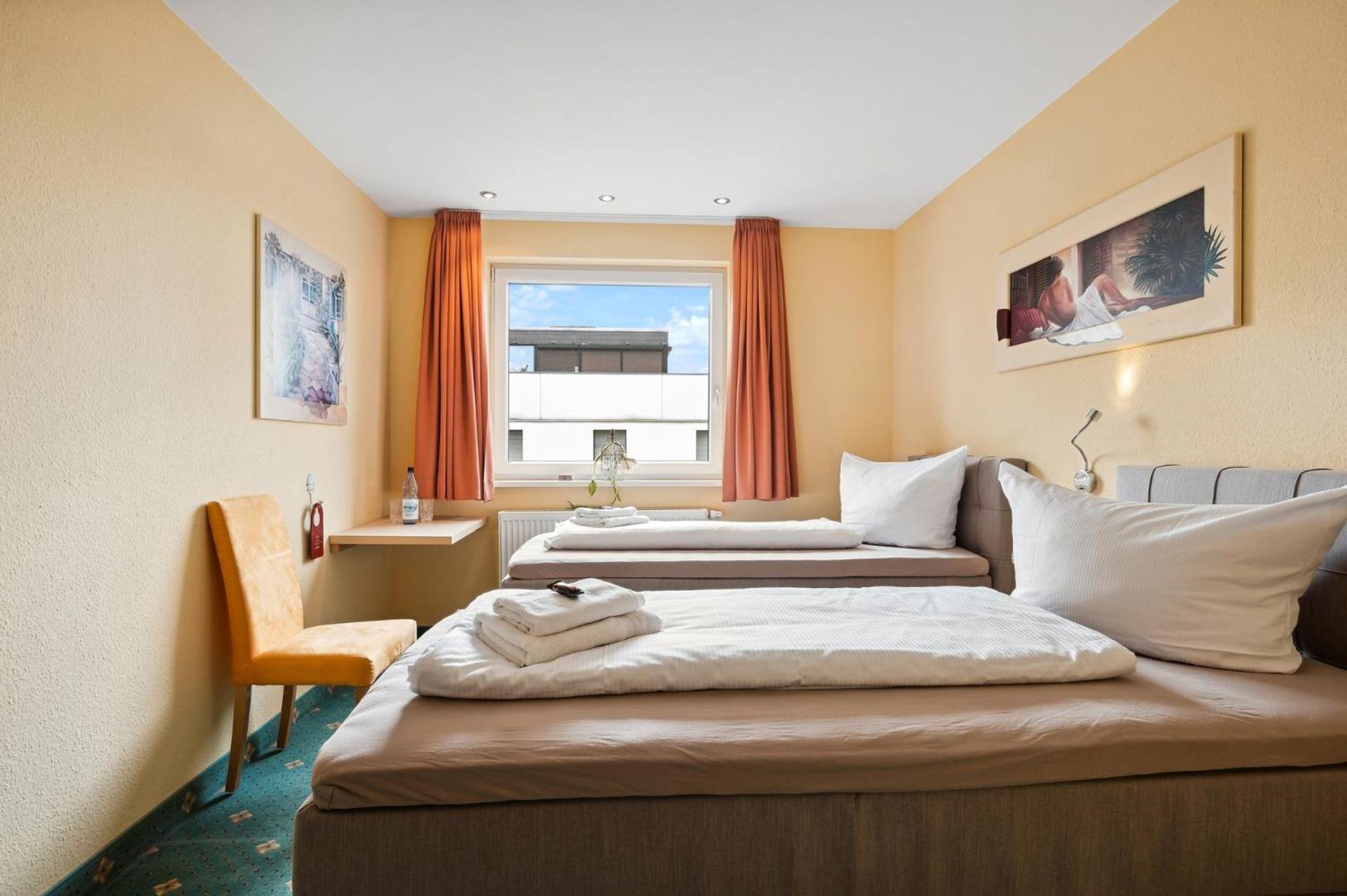 7O'Clock - Hotel Hannover Laatzen Zewnętrze zdjęcie